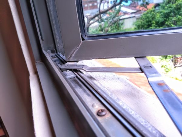 Cost of Hinged Window Replacement in Bethlehem